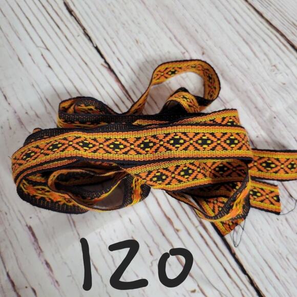 VTG Black, Orange, Yellow Geometric Flower Embroidery Trim, 120" X 1" - Picture 6 of 6